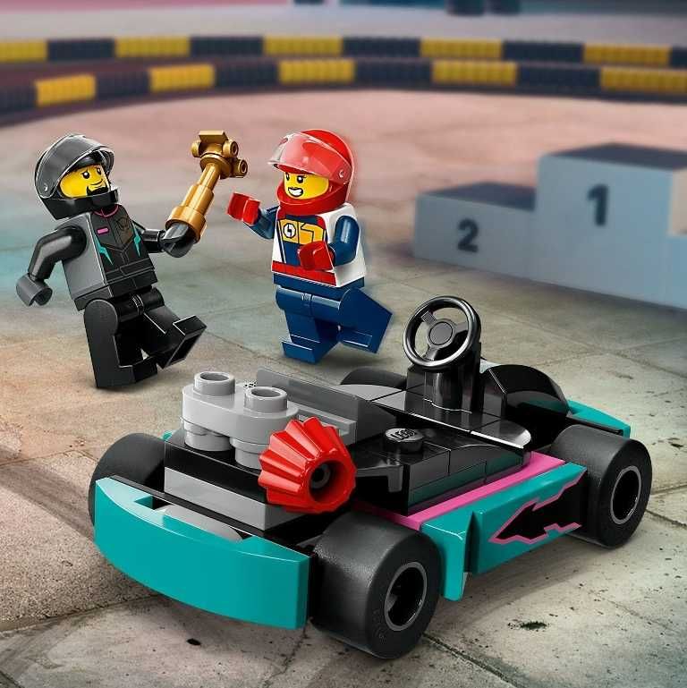 LEGO - zestaw auto + gokarty + torba