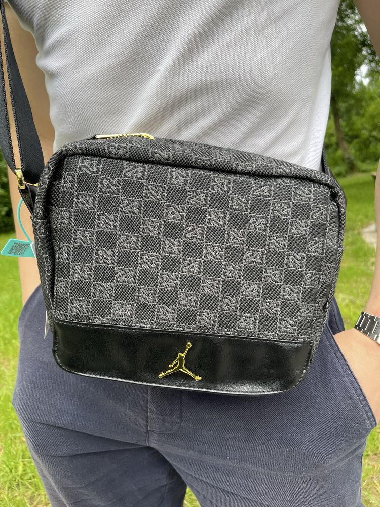 Сумка Air Jordan Monogram Crossbody | Nike, найк, джордан месенджер