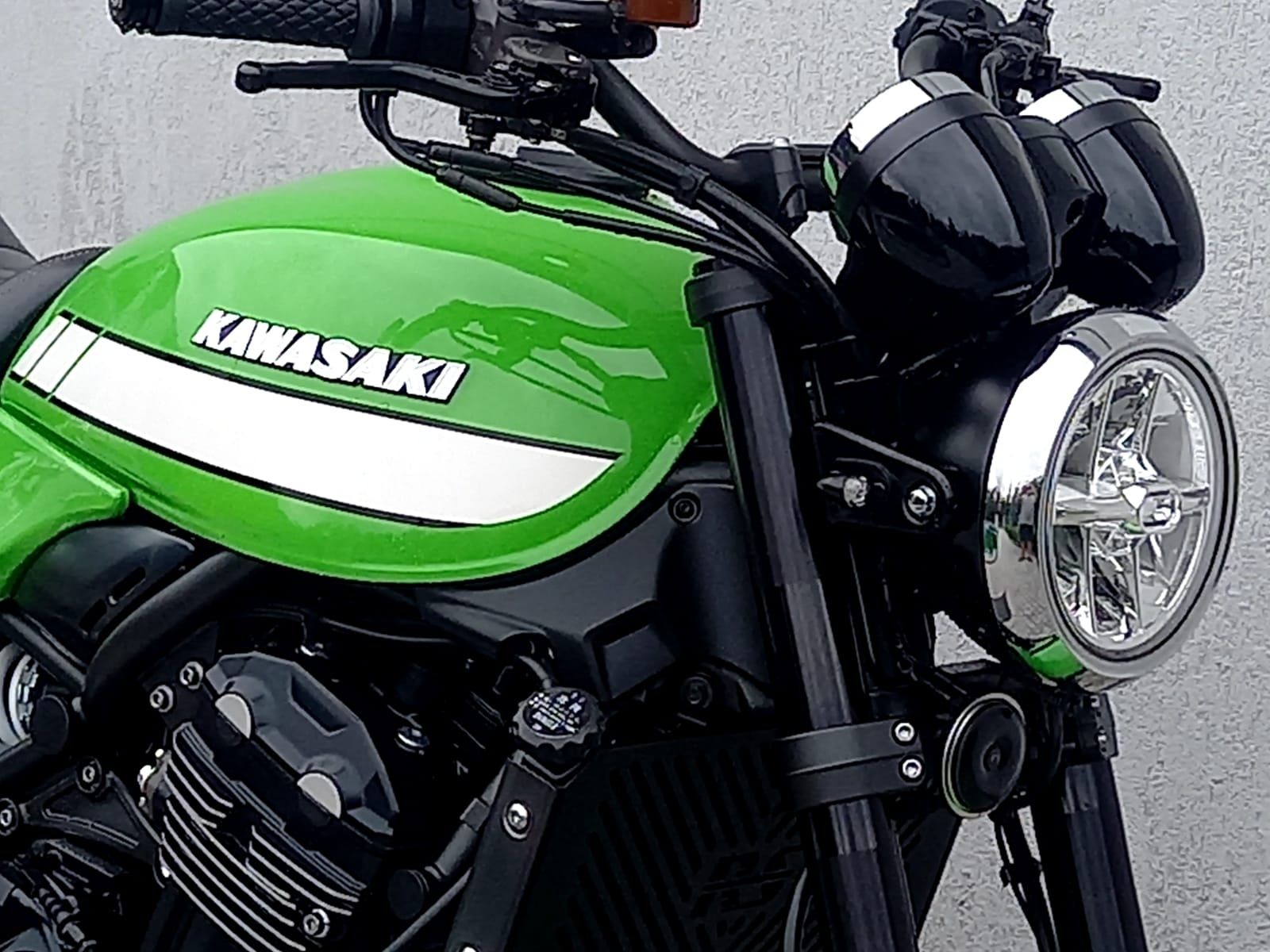 Kawasaki Z900 RS Z1000 MT09