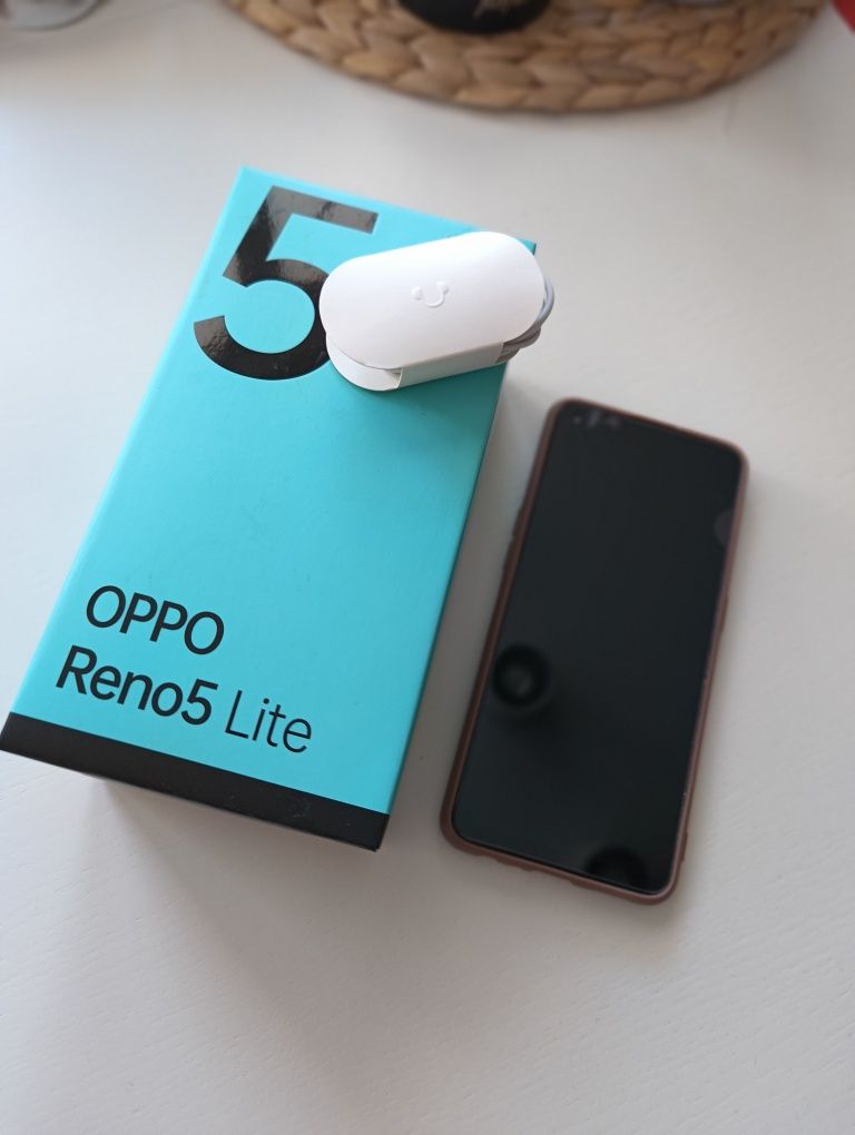 Telefon Oppo Reno 5 lite