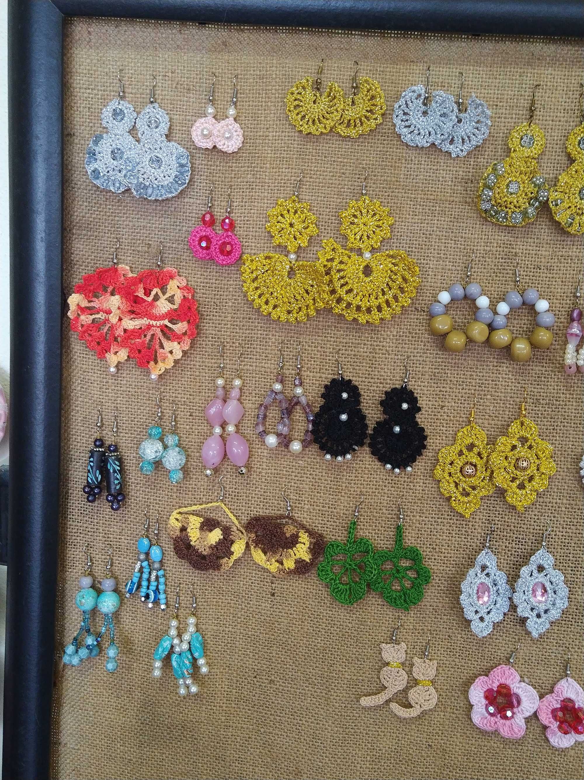 Brincos em crochê
