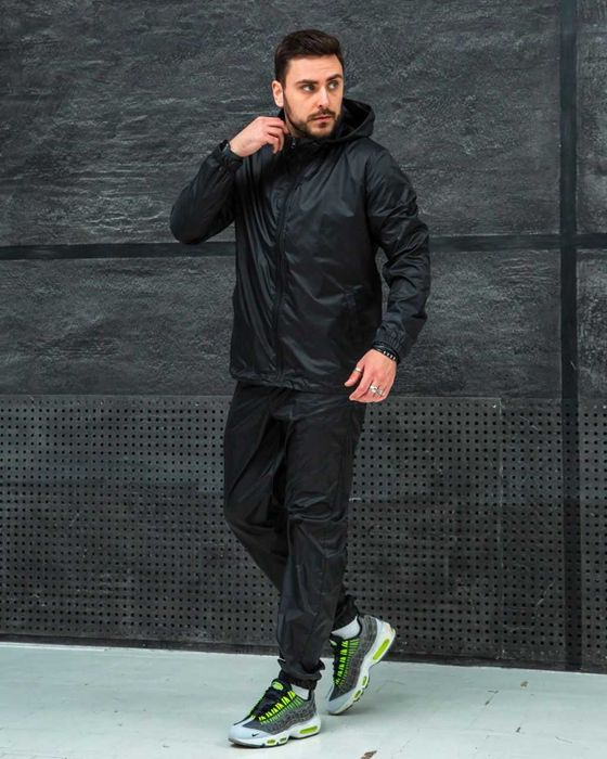 Спортивний костюм чоловічий плащівка весна осінь з капюшоном чорний