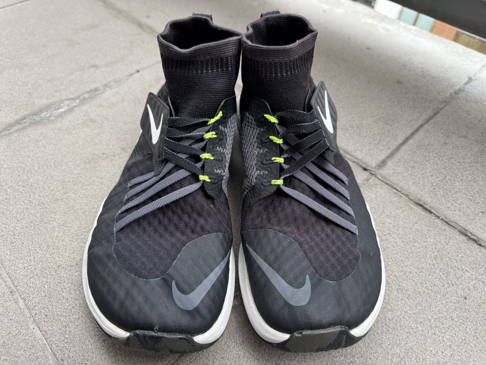 Nike Flylon Train Dynamic Shoes