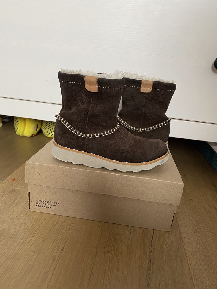 Ocieplane kozaczki , botki Clarks 29,5 eu