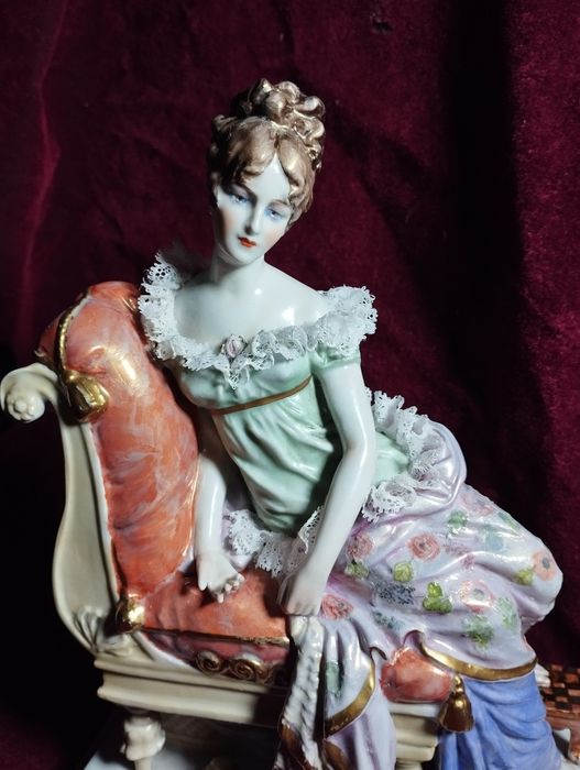 Статуэтка "Мадам Рекамье" (1777-1849), 23 см, Rudolstadt, Германия