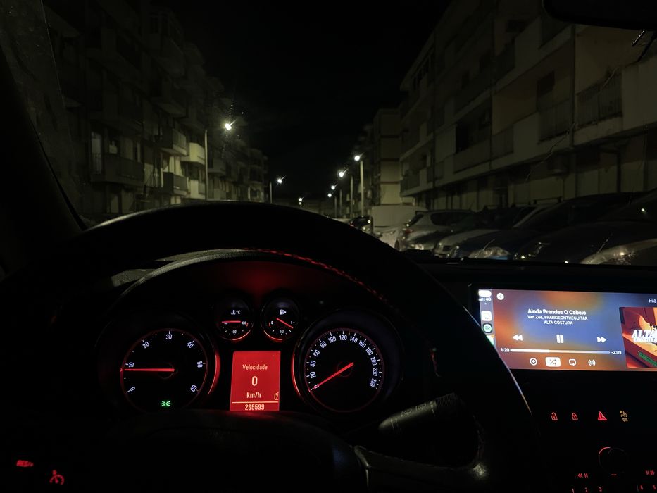 Opel Astra J