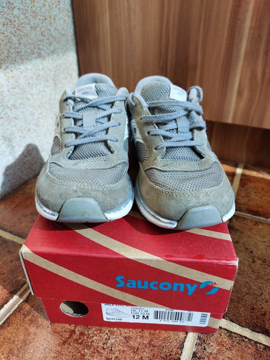 saucony кроссовки кросівки