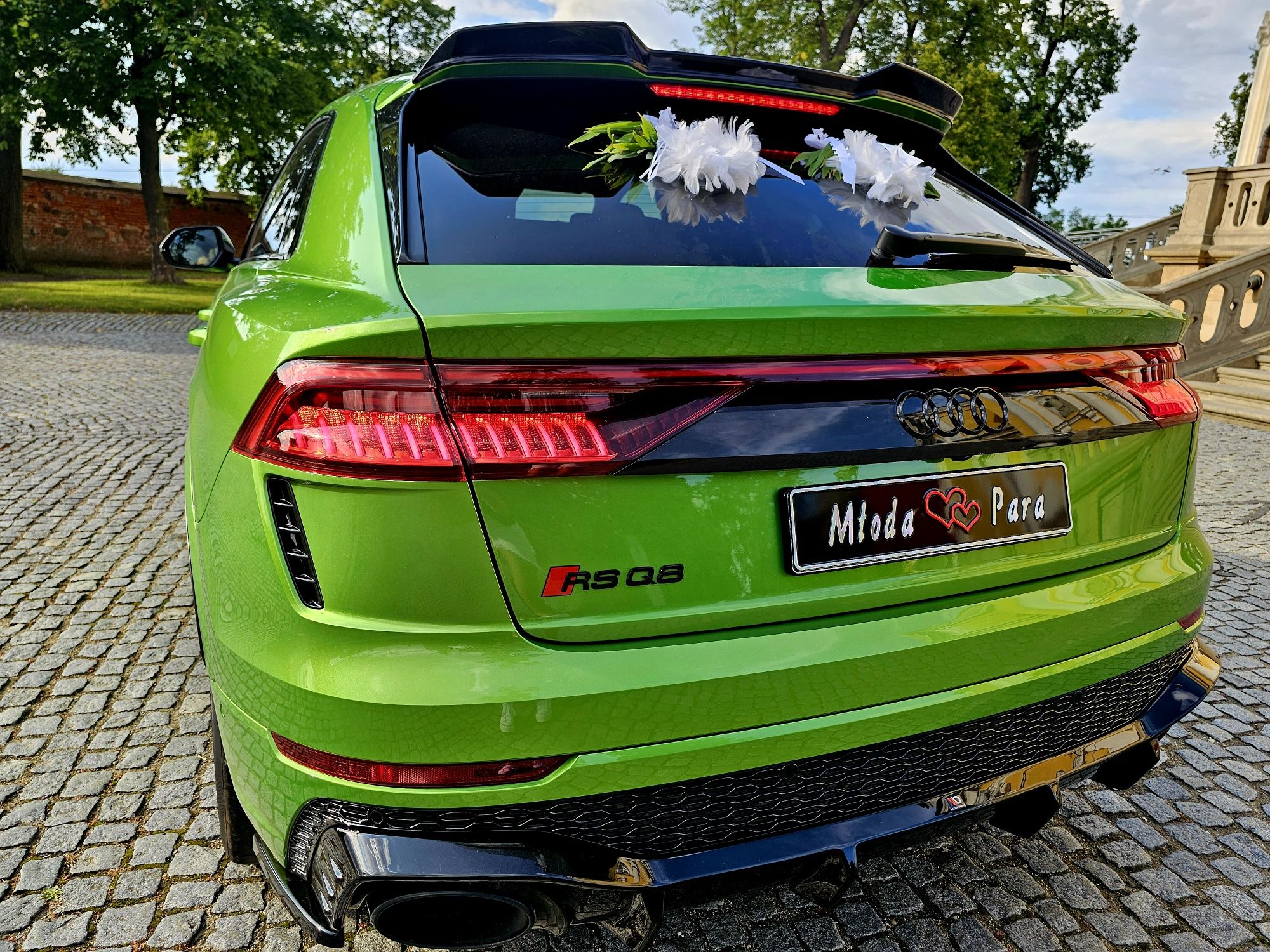 Auto do ślubu, sesja zdjęciowa Audi RSQ8