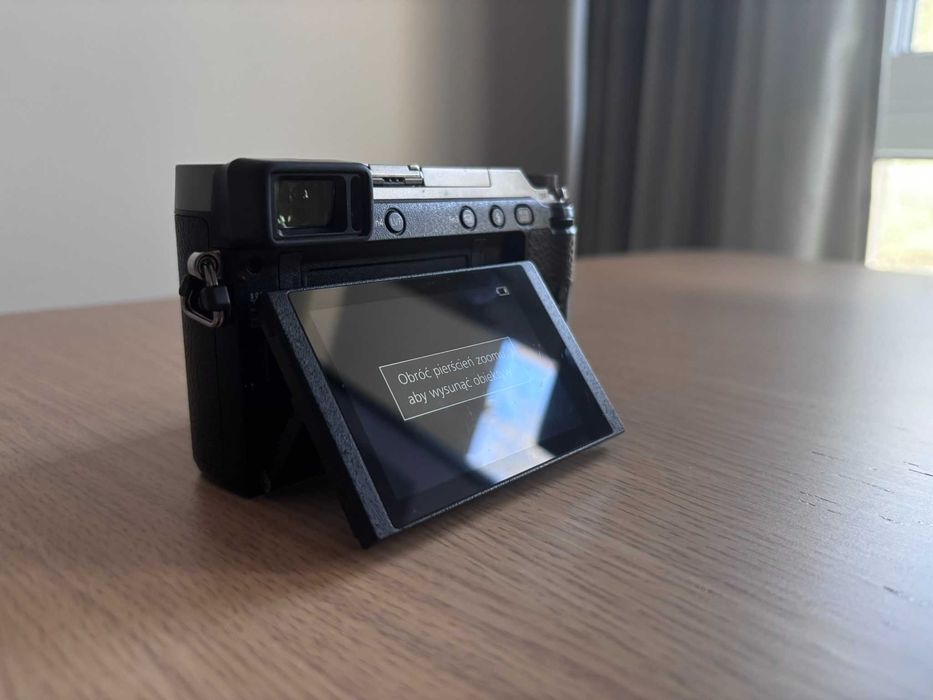 Panasonic Lumix GX80 + Lumix 12-32 + Dodatki