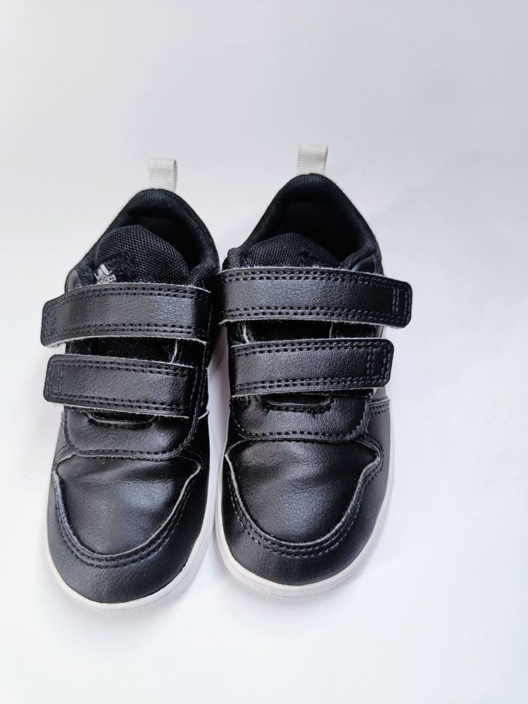 Buty dziecięce Adidas Tensaur rozmiar 24