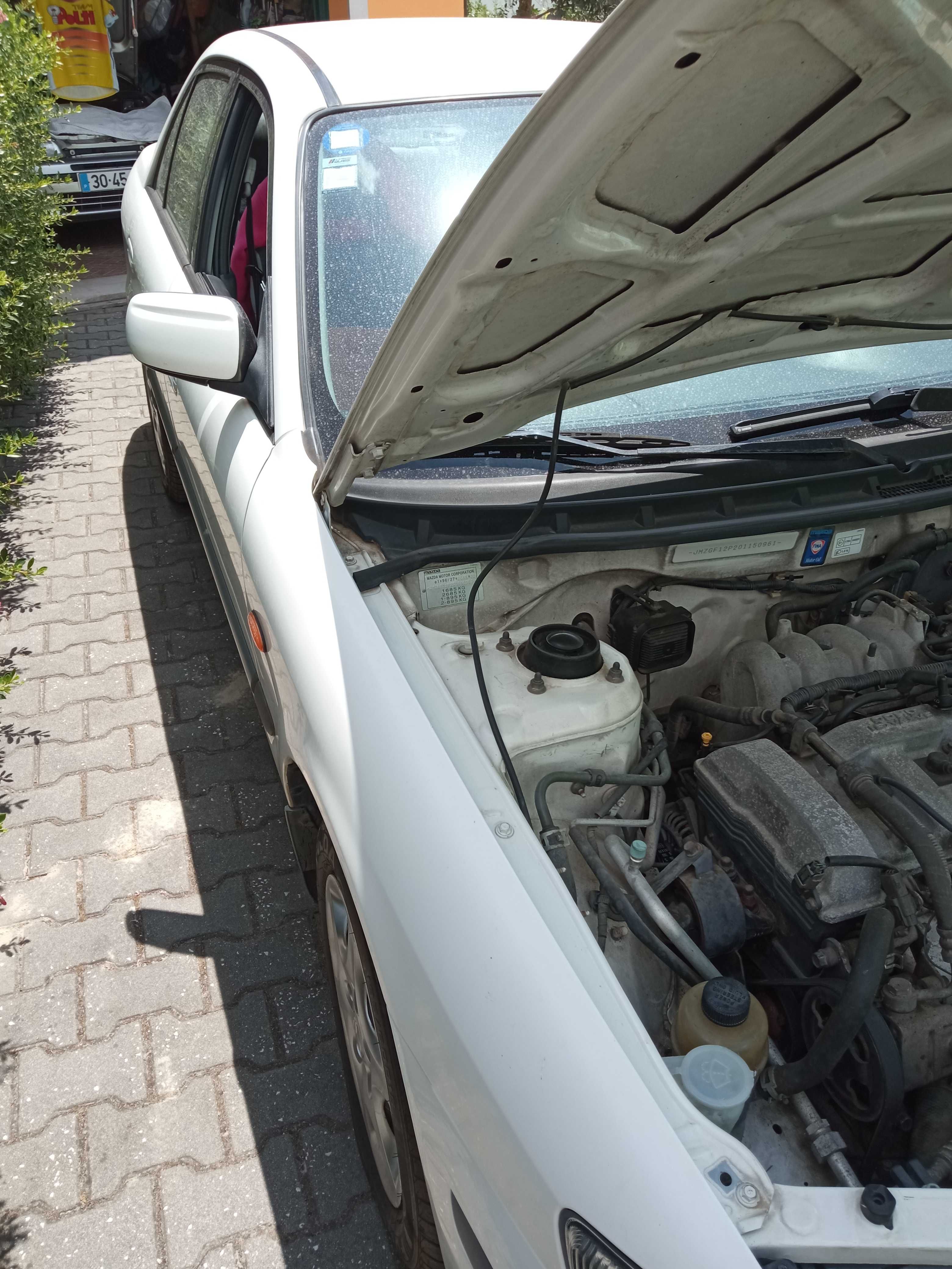 Mazda 626 - Muito bem preservado - ótimo estado-Gasolina