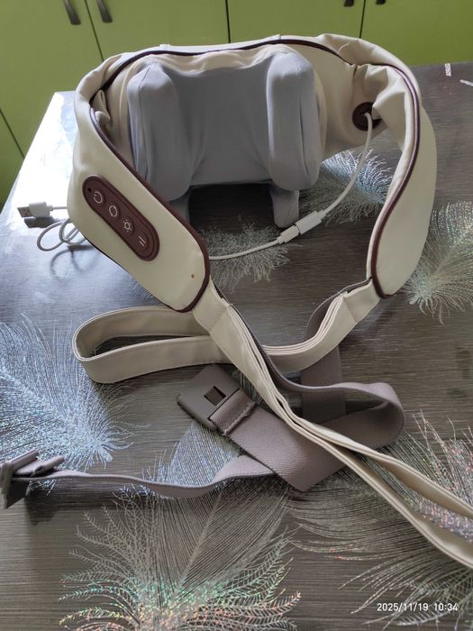 Масажер для шиї та плечей з ІЧ-підігрівом