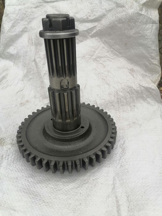 Вал вторичний КПП Мтз