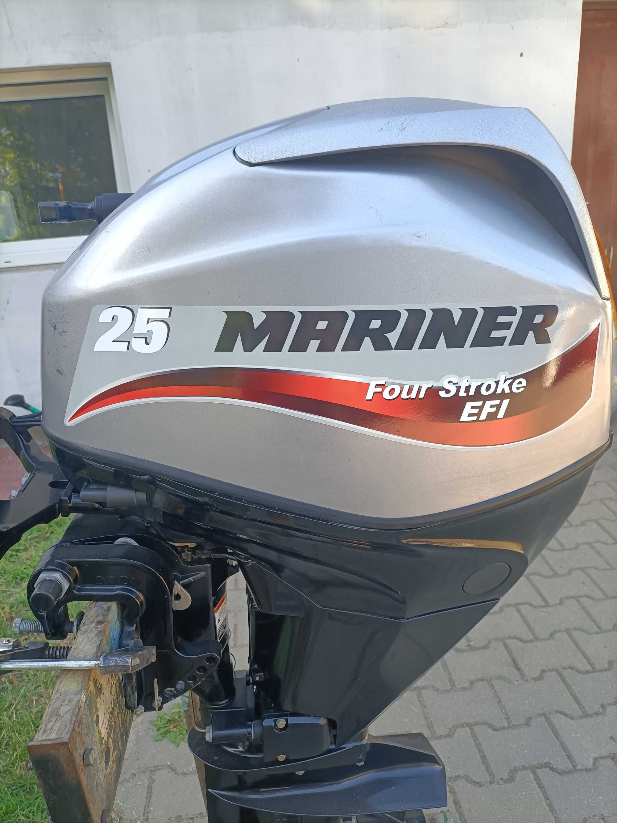 Silnik zaburtowy Mariner {Mercury} 25 KM EFI 4-suw 2014 r.