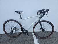 Bicicleta de gravel m 10x2v como nova