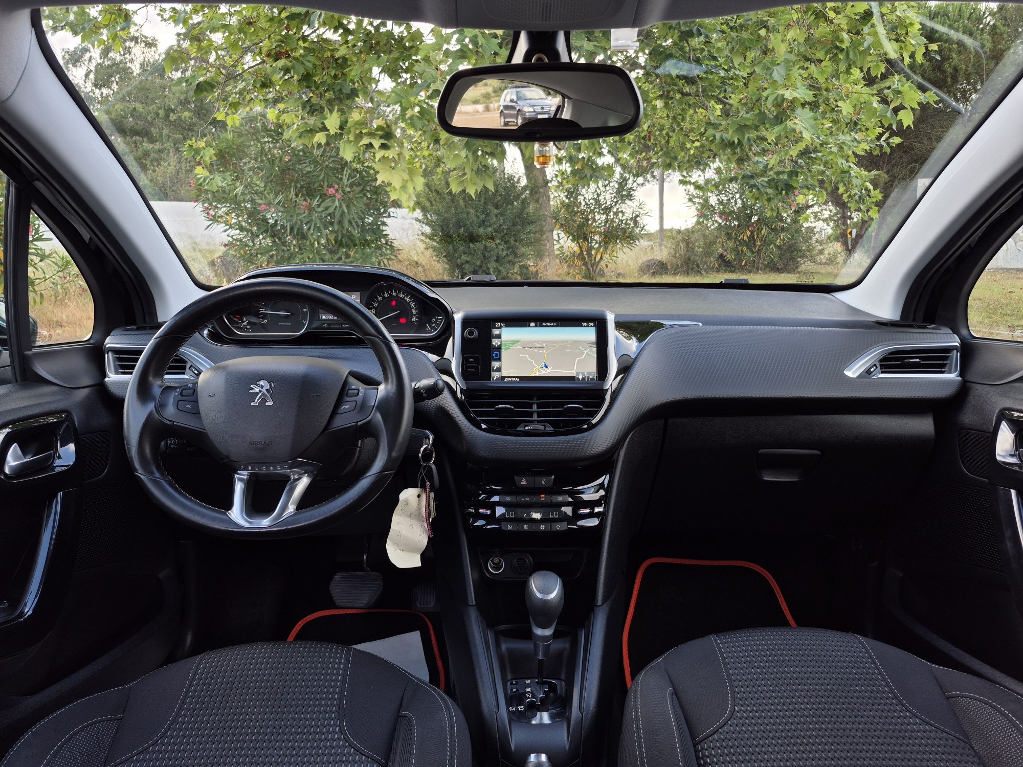 Peugeot 208 - AUTOMÁTICO | GARANTIA | ALLURE