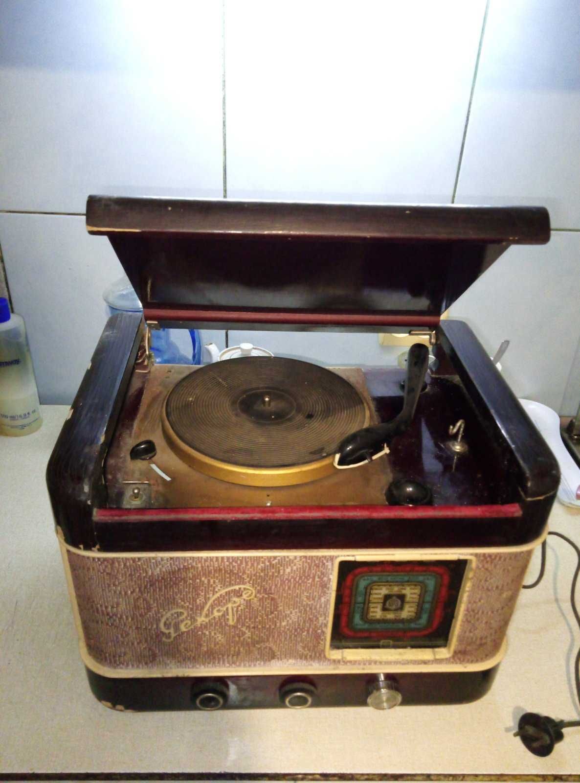 Радиола "Рекорд" 1950г.