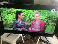 Telewizor LED TCL 43 cale z dekoderem DVBT2 ze Smartem z Androidem