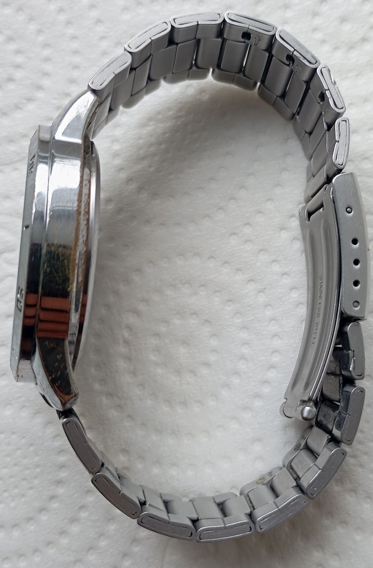 Годинник  Casio  !
