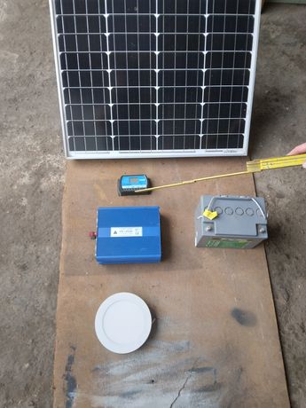 Panel słoneczny 12V z akumulatorem I przetwornicą