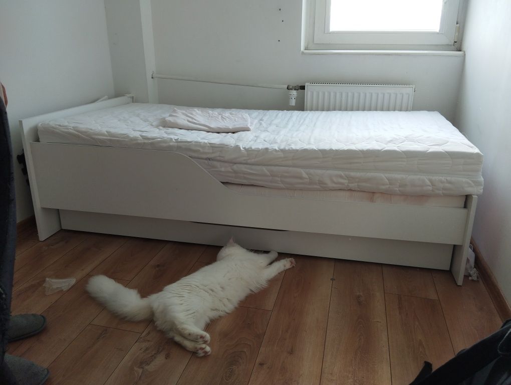 ŁoŁóżko  90x180 ze schowkiem,