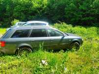 Sprzedam AUDI A6 C5 3.0 quattro (niesprawne ,uszkodzony silnik)