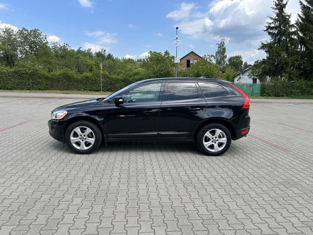 Volvo XC60 2.4 D5 AWD 205KM Automat Xsenon Skóra Hak Webasto