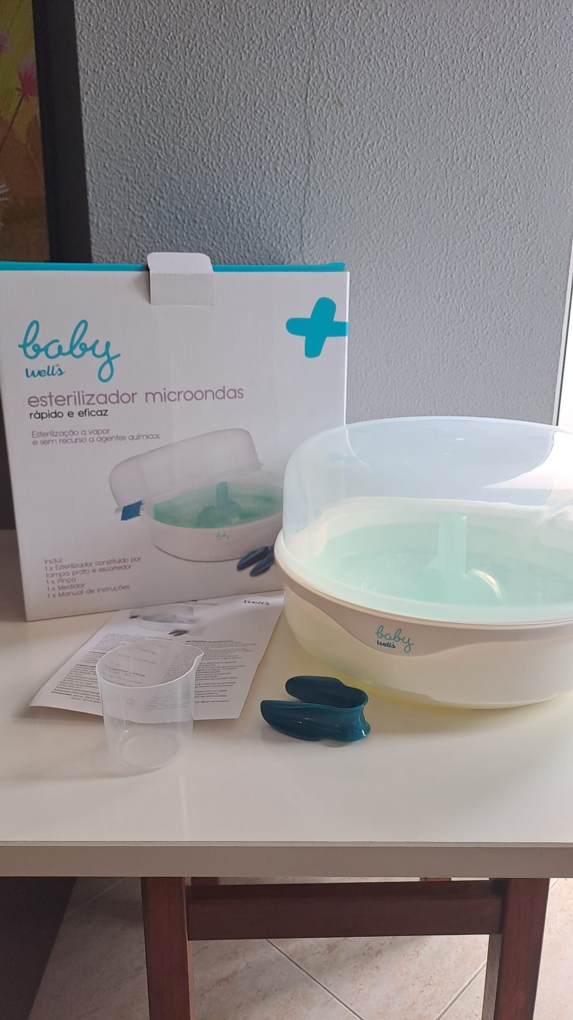 Esterilizador a vapor microondas Baby Wells