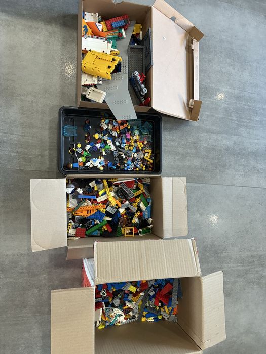Zestaw mix 5kg klocków Lego , technic , Cobi i inne