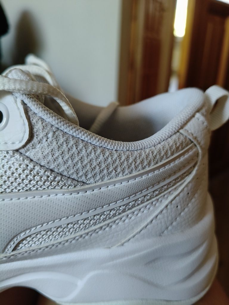 Sneakersy Puma Cilia 37,5 białe