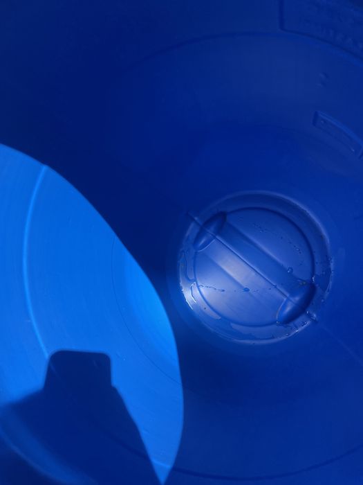 Beczki plastikowe 120L czyste, kompletne, szczelne, na kapustę