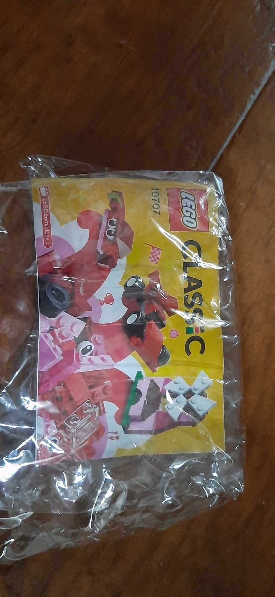 Vários legos originais para desocupar