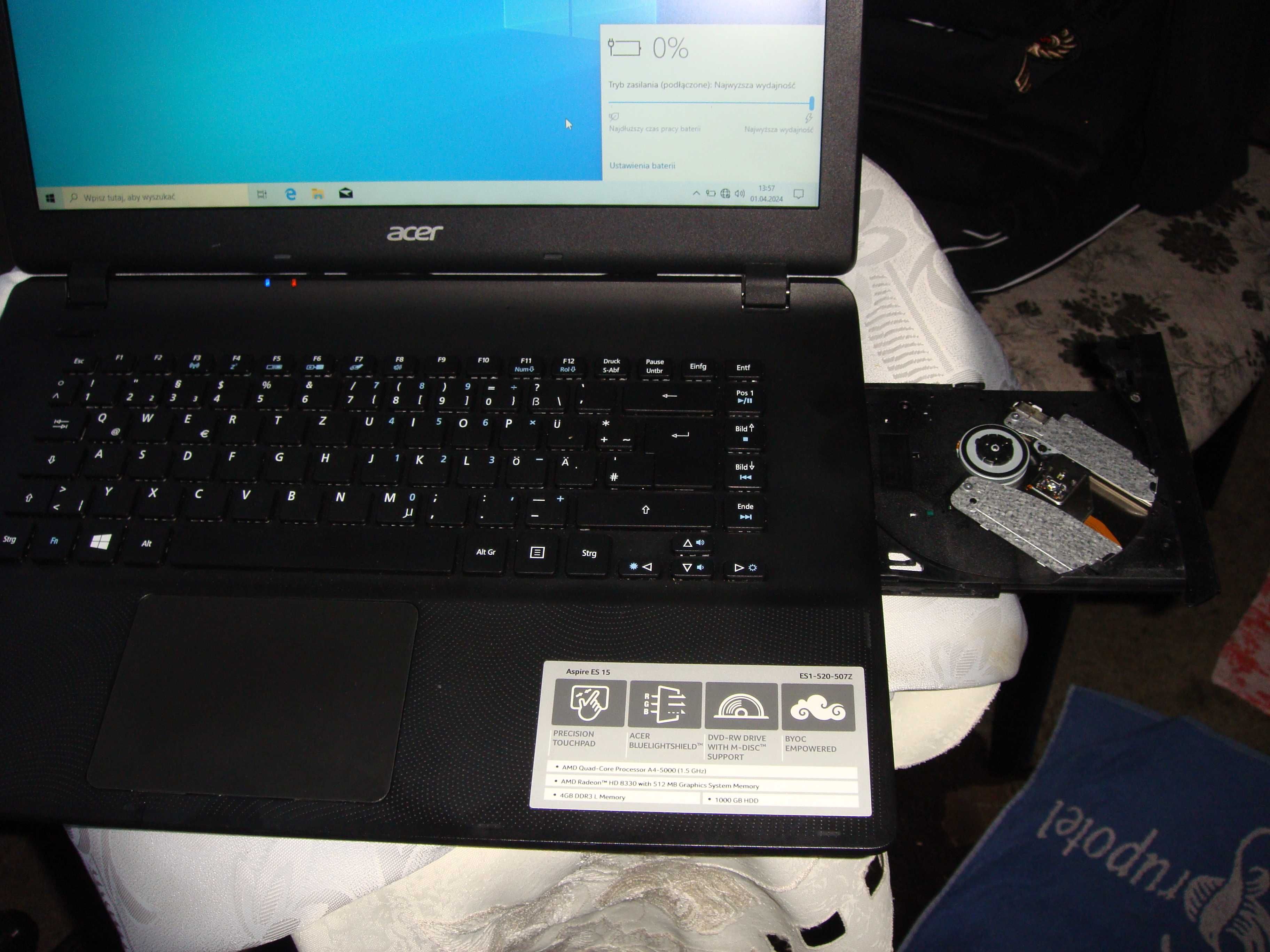 Laptop ,,, ACER  4 -  Ram , Dysk ,  1 - Tera