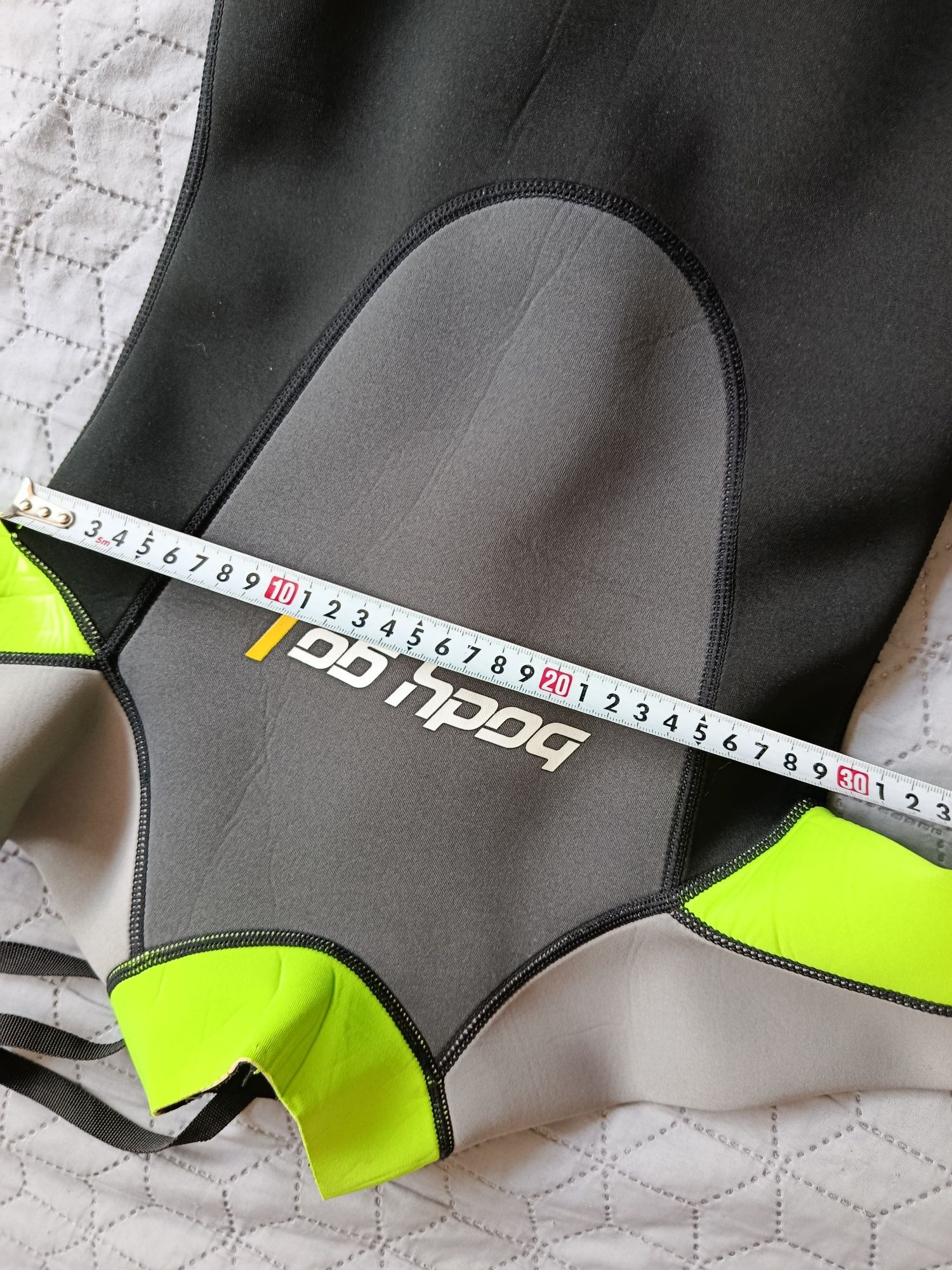 Pianką neoprenowa kombinezon Body go r 128
