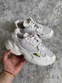 Оригінальні білі кросівки адідас янг adidas falcon
