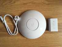 Access point Ubiquiti U6-LR Long Range + zasilacz PoE