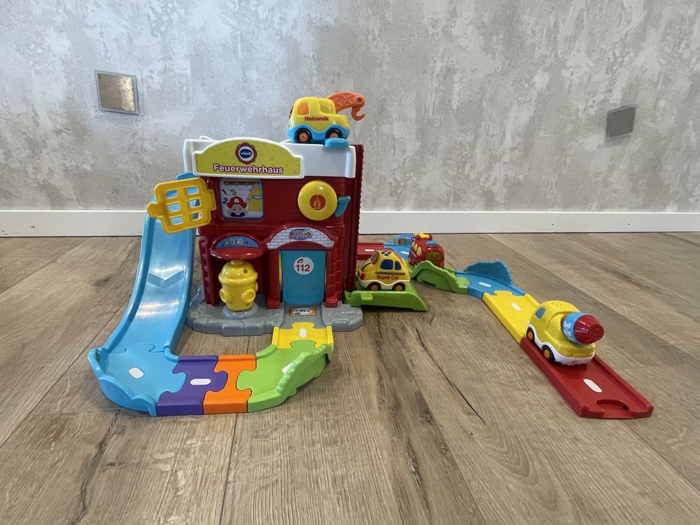Vtech tory i remiza strazacka