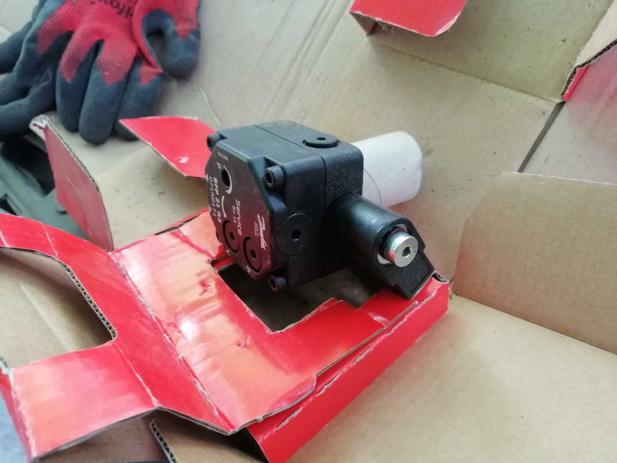 Pompa Oleju Palnika Kotła DANFOSS BFP 21 R3 071N0171 BIO10 NOWA