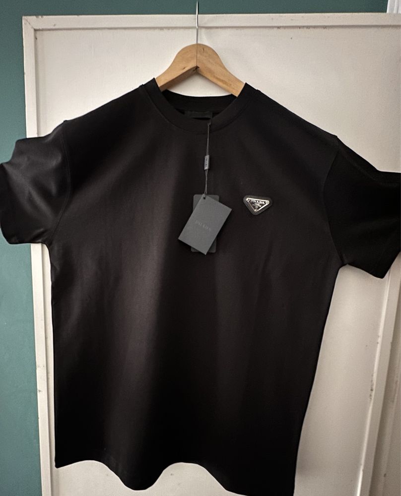 Tshirt PRADA nova