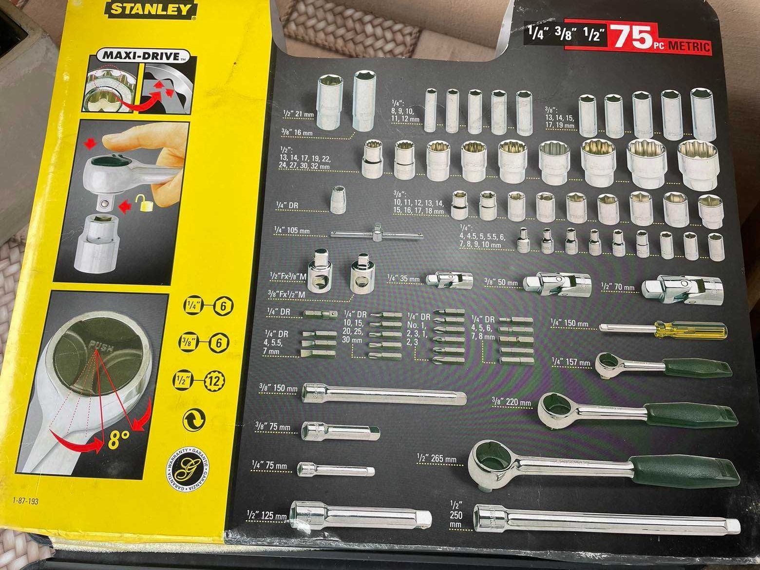 Zestaw narzędzi Stanley 75el