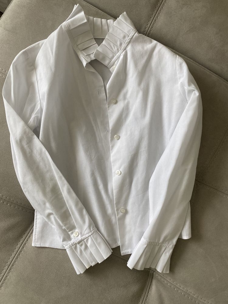 Блузы школьные белые с отложным воротником на пуговицах 7 штук разные