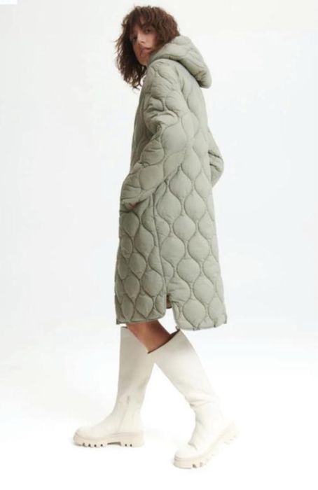 Пальто стьобане Reserved,S