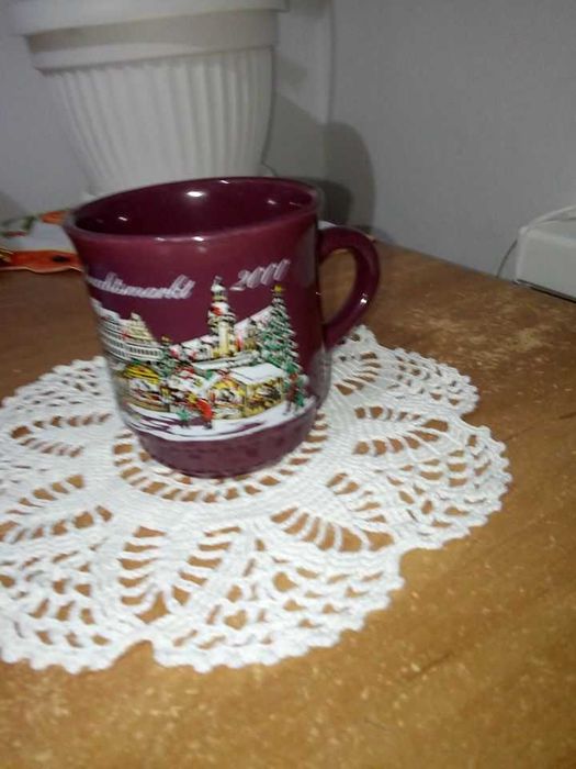 Kubek bordowy ceramika pejzaż zimowy