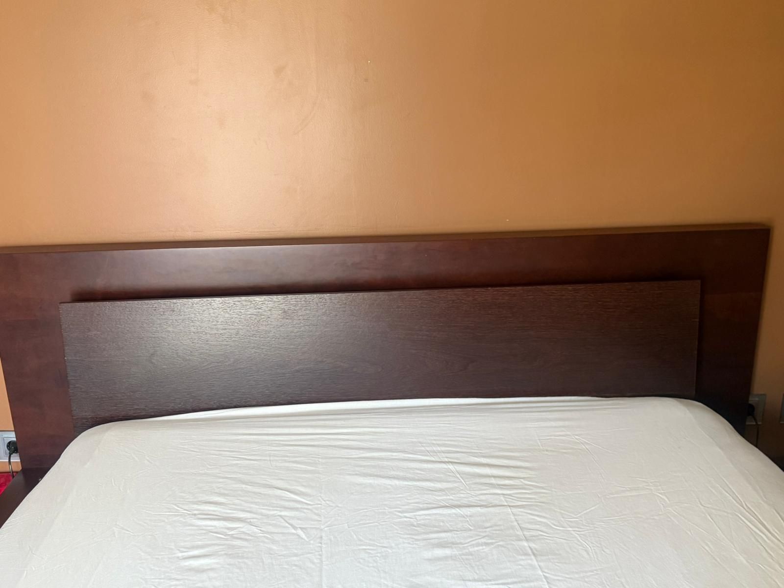 Cama casal completa c/ cómoda