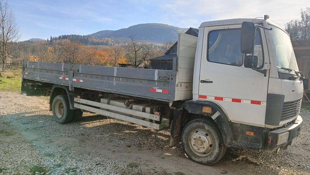 Грузове авто Мерседес