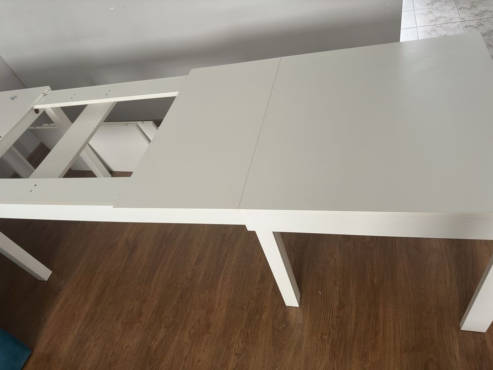 Stół biały rozkładany 160-300x76x90 cm (szer. x wys. x gł.)