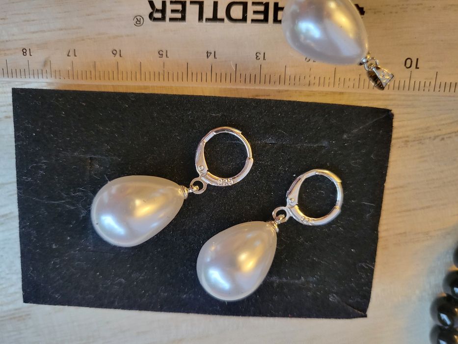 Kolczyki srebrne z perłami 1,2 cm