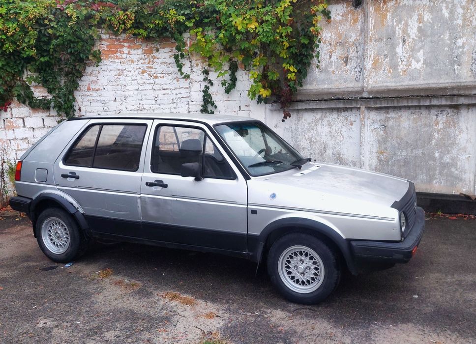 Volkswagen Golf 2 Фольксваген Гольф 2  1.3 мотор На боевом ходу  газ б