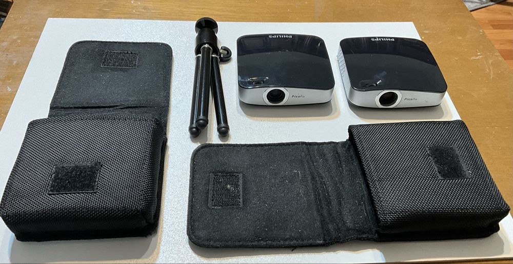 Проекторы Philips Pico Pix 1020  2шт.