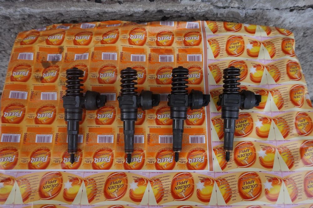 WTRYSK 1.9 TDI SEAT LEON ALTEA AUDI A3 8P 038130073BN 0414720313